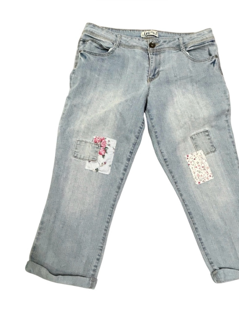 lei Light Blue Patchwork Boyfriend Jeans with Floral Accents